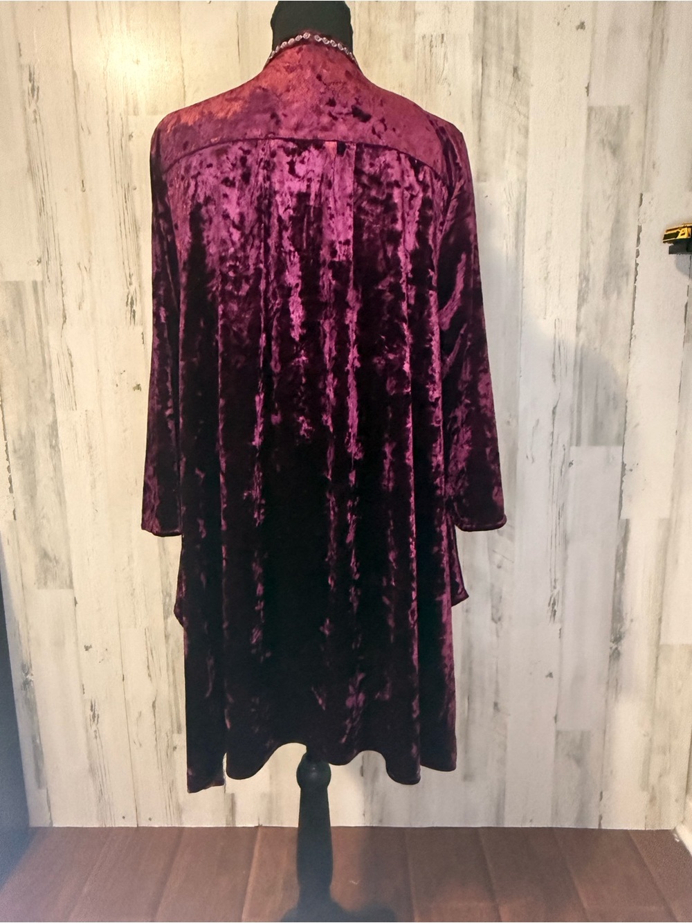 Andrée by Unit 90s Boho Burgundy Velvet Embroidered Floral Tunic Dress L - Picture 8 of 10